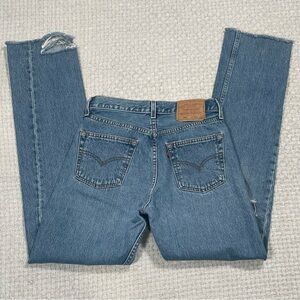 Levi’s 501 Vintage 00’s 09/00 Blue Distressed Button Fly Tag Size 29